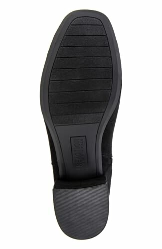 Black boot sole with textured grip